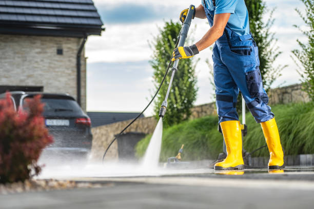 Best Deck Pressure Washing  in Upper Sandusky, OH